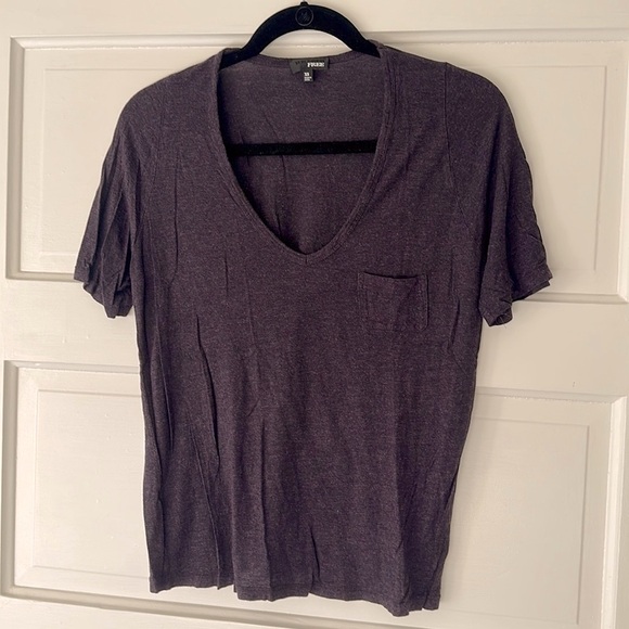 Wilfred Free v-neck pocket tee in eggplant - Picture 2 of 5
